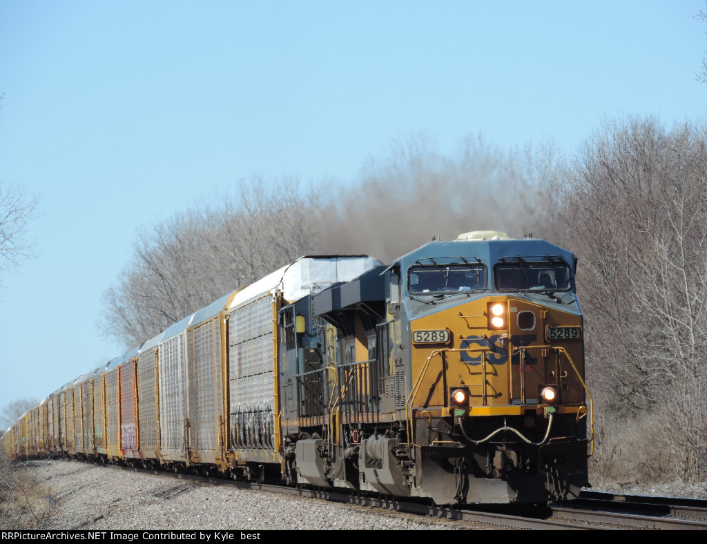 CSX 5289 on M264